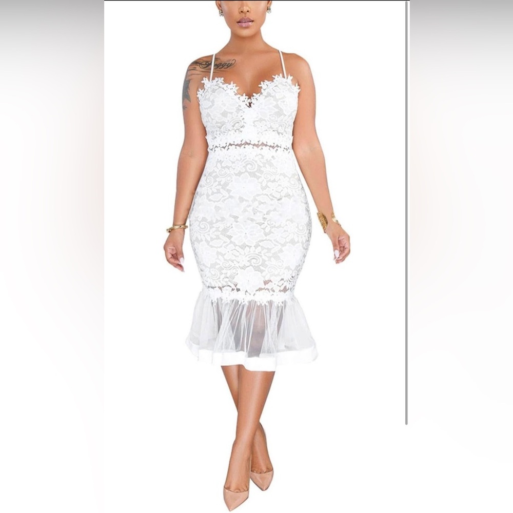 Elegant White V-Neck Sheath Midi Dress